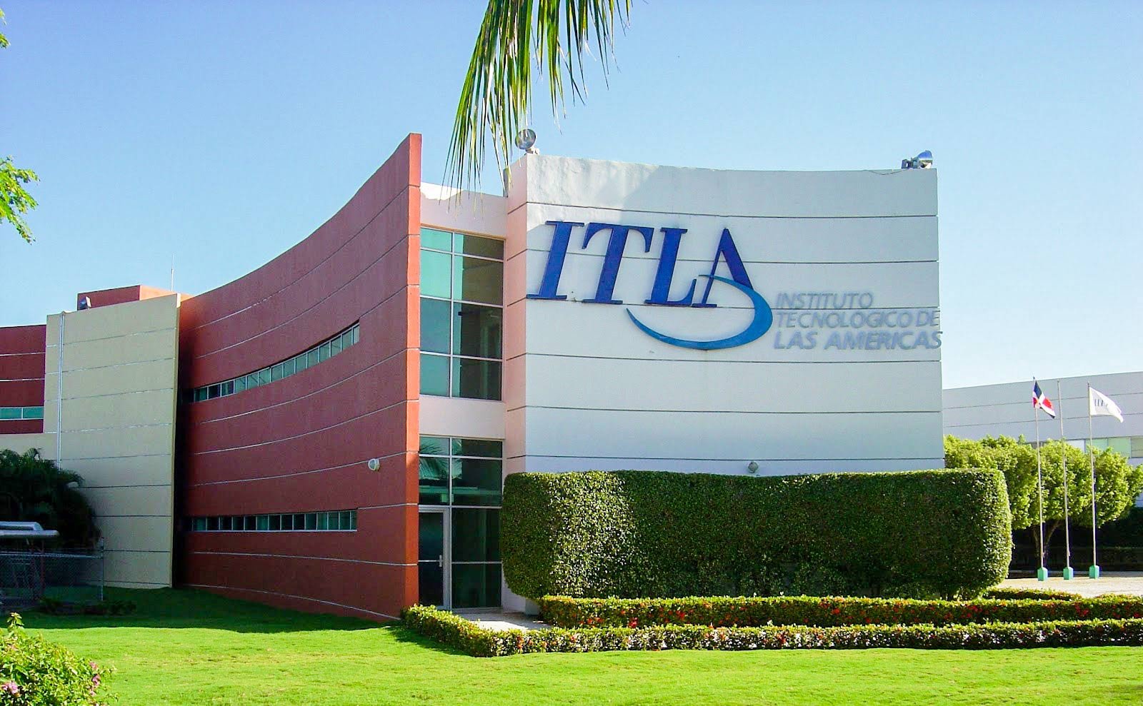ITLA anuncia carrera de tecnólogo en semiconductores